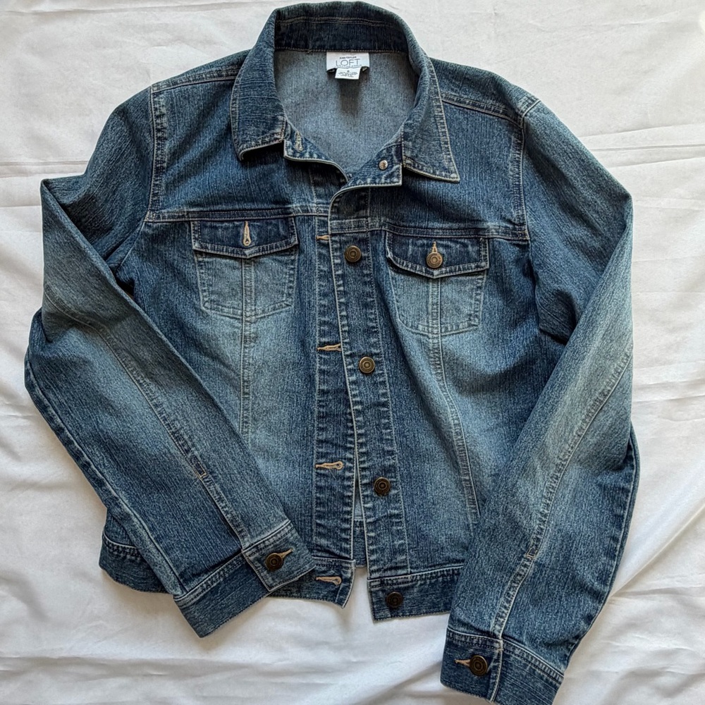 LOFT Stretch Denim Jacket Size 6 Classic Medium Wash Fitted
